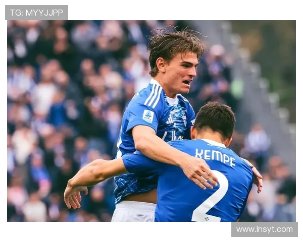 小法在科莫对尤文之战中传递激情小纸条赛后发表动人演讲激励球员士气